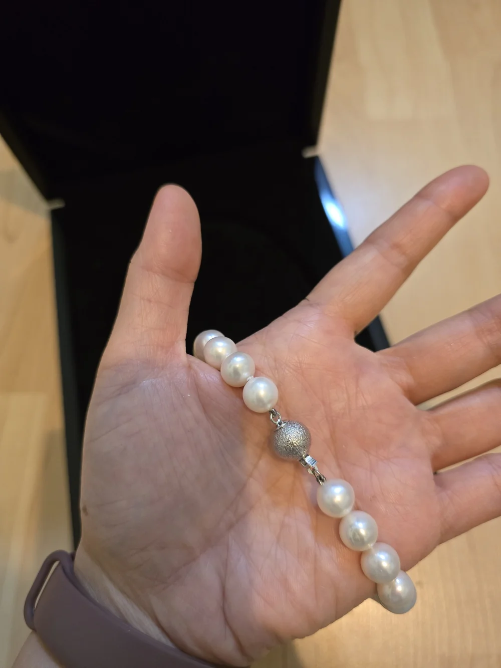 N/A elegant strand